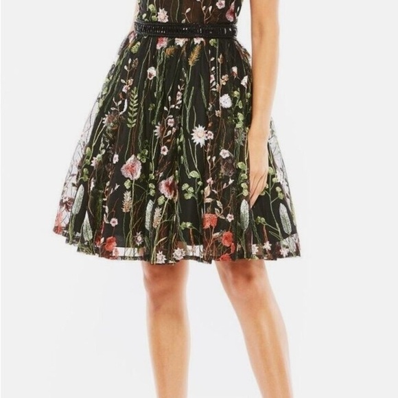 Mac Duggal 12345 NWT Embroidered Fit & Flare Cocktail Dress - Picture 4 of 11